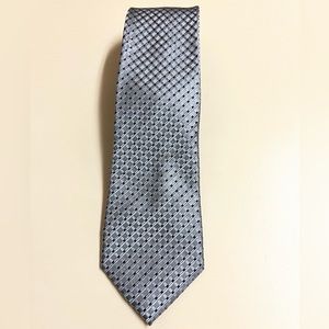 Club Room Silver and Blue Silk Necktie - VGUC